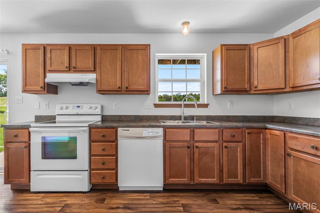 3839 State Rd P Festus, MO 63028 - Photo 10 of 44