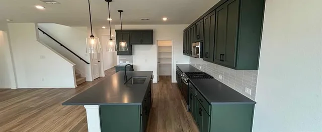 $449,000 | 737 Waterhouse Lk Drive, Anna, TX 75409