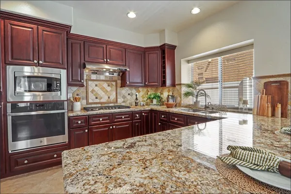 $1,450,000 | 10 Heatherwood, Aliso Viejo, CA 92656