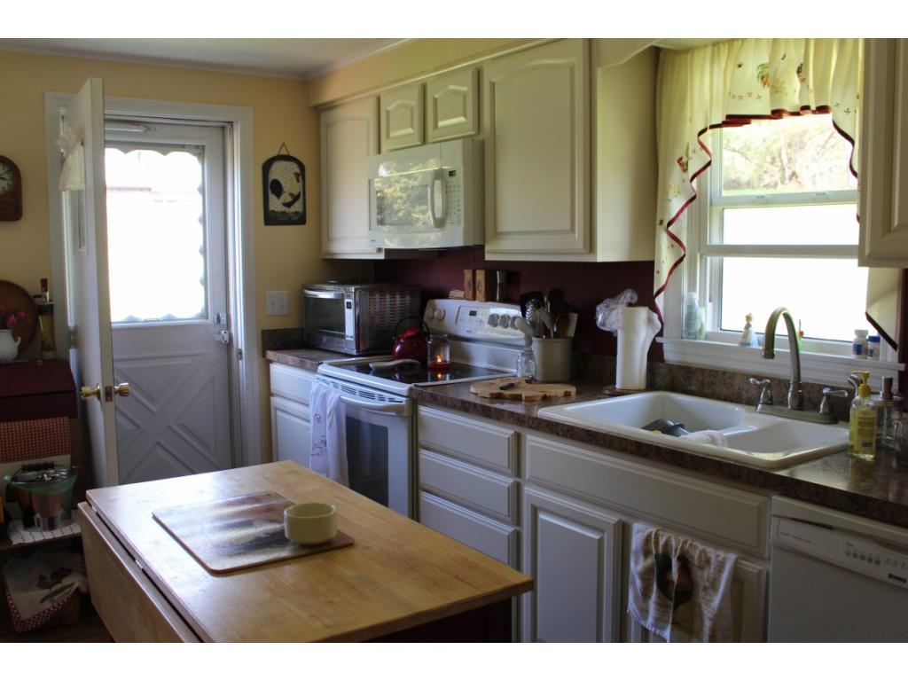 658 N Road Binghamton, NY 13904 - Photo 7 of 11