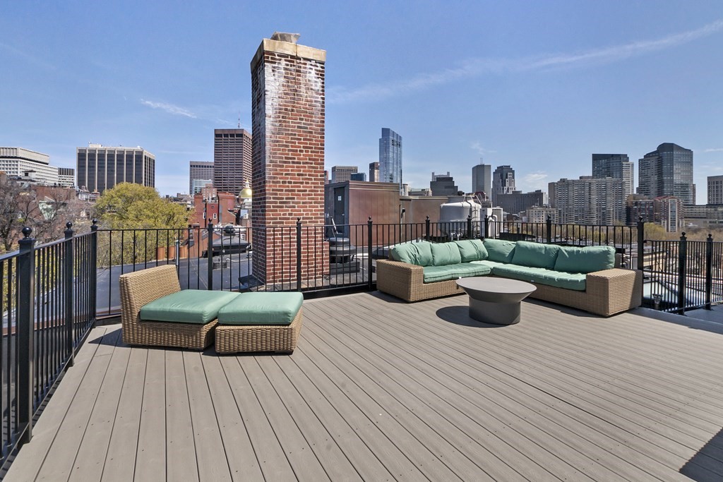 27 Chestnut Street, Unit 1A Boston, MA 02108 - Photo 16 of 16