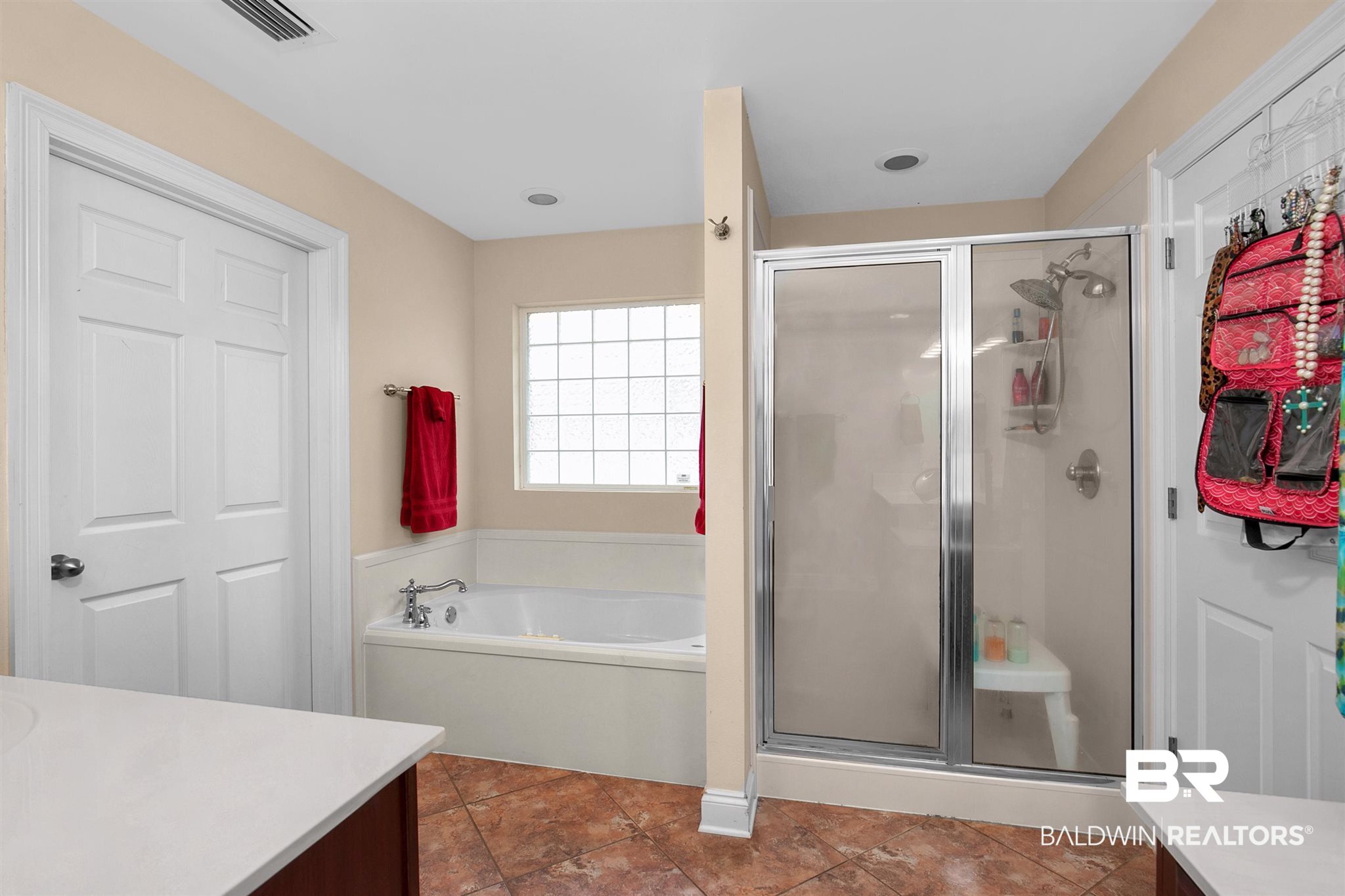 313 West Rosetta Avenue Foley, AL 36535 - Photo 12 of 23 Garden Tub