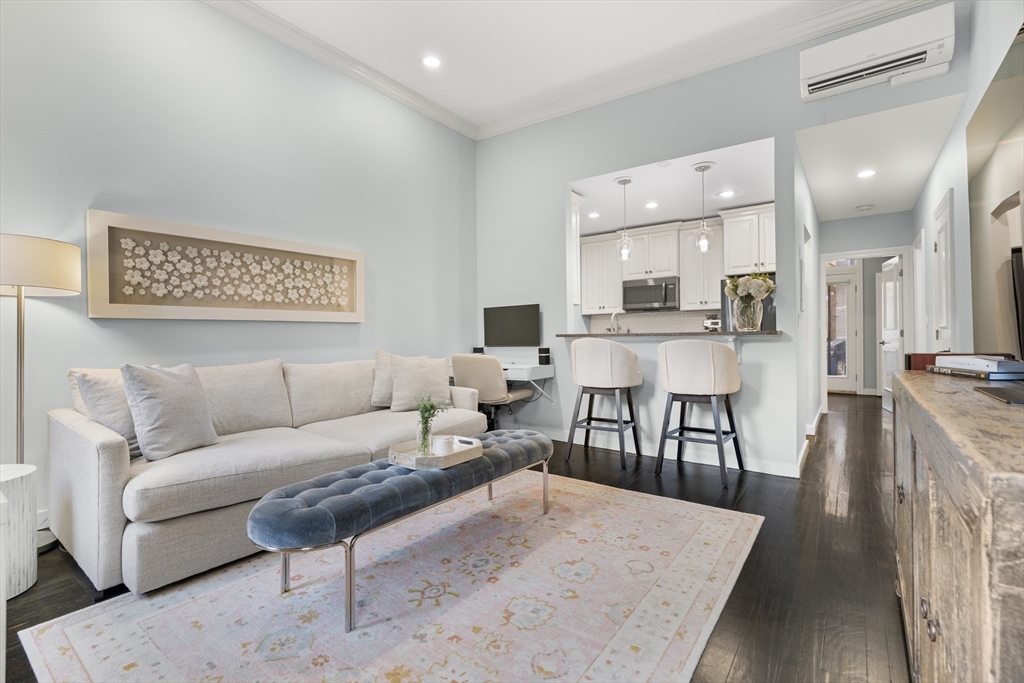 202 West Springfield Street, Unit 3 Boston, MA 02118 - Photo 1 of 12 Gallery Image 1