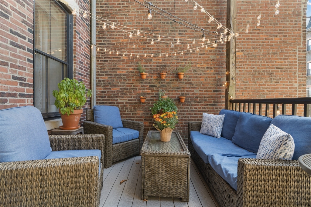 202 West Springfield Street, Unit 3 Boston, MA 02118 - Photo 11 of 12 Gallery Image 11