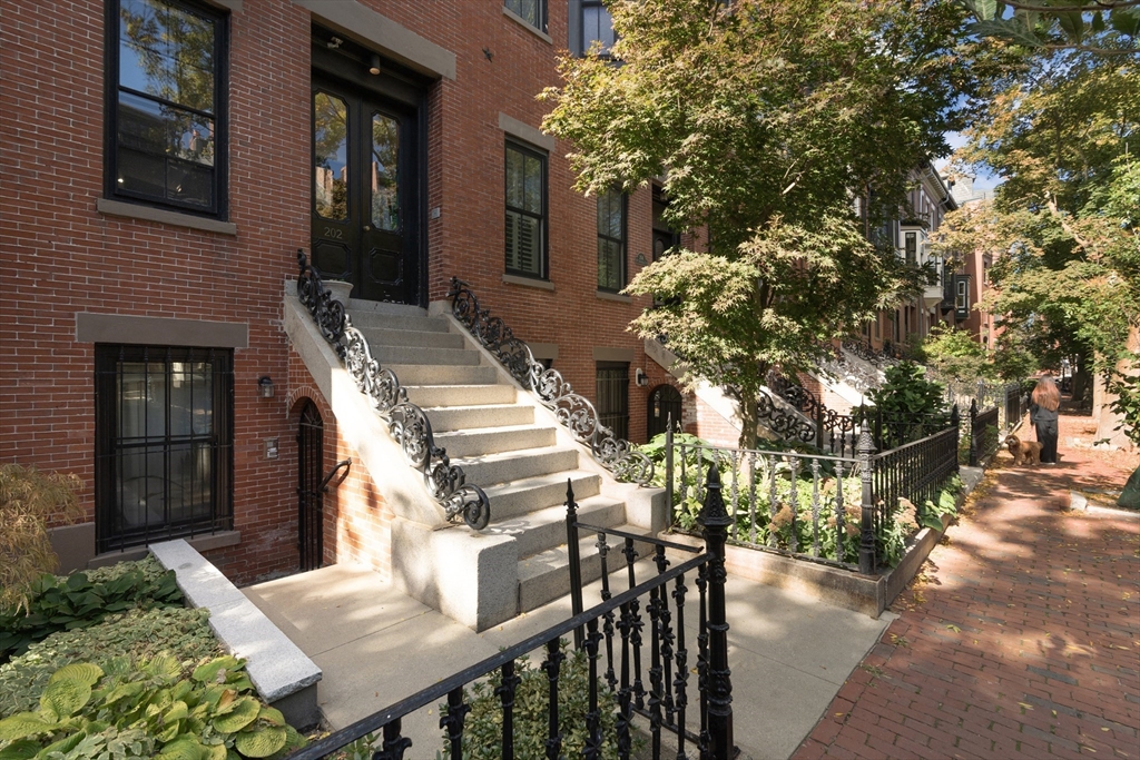 202 West Springfield Street, Unit 3 Boston, MA 02118 - Photo 12 of 12 Gallery Image 12