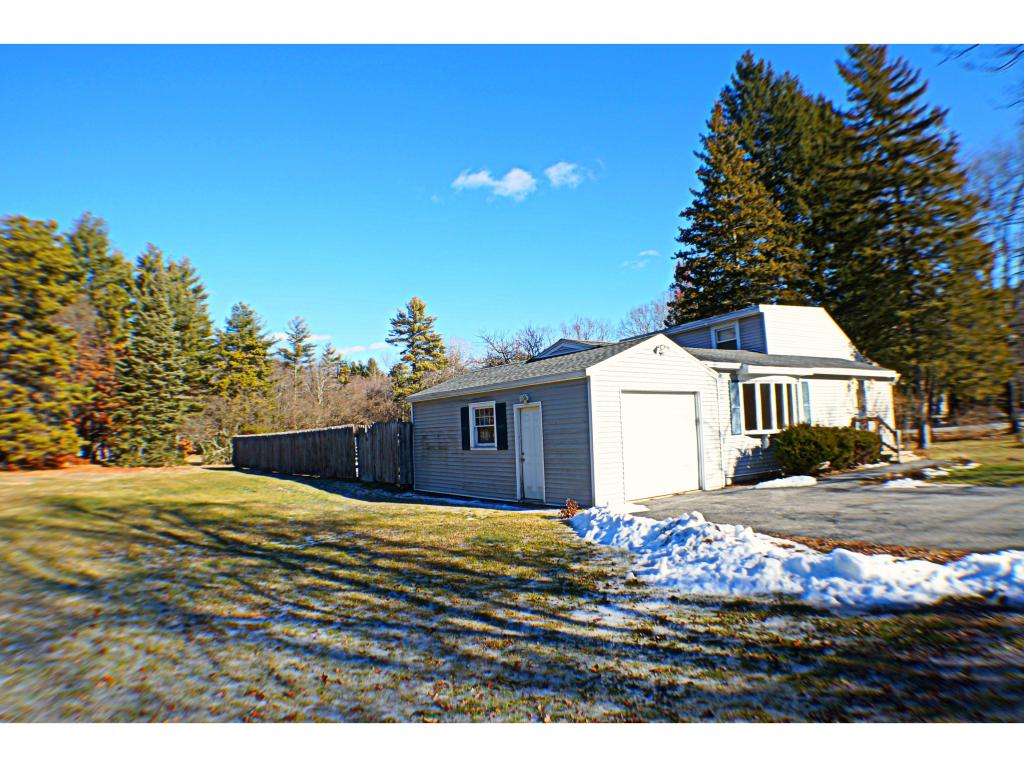 25 Golden Brook Road Windham, NH 03087 - Photo 3 of 17