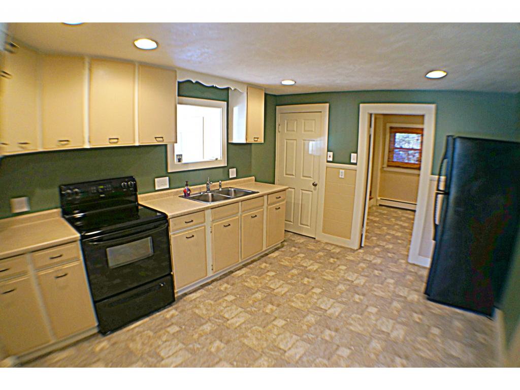 25 Golden Brook Road Windham, NH 03087 - Photo 9 of 17
