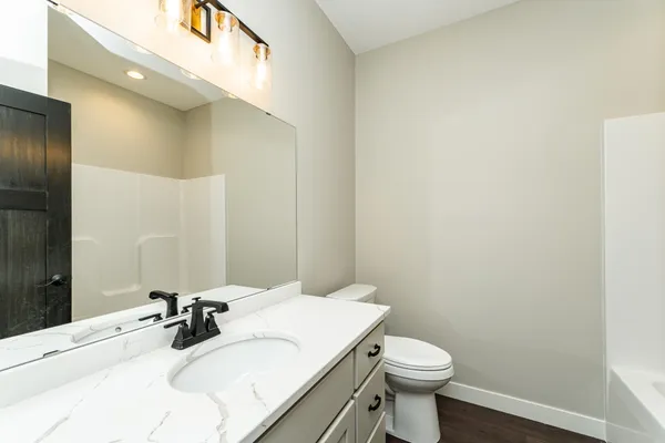 $389,900 | 158 Sandstone Drive Northwest, Eyota, MN 55934