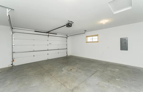$389,900 | 158 Sandstone Drive Northwest, Eyota, MN 55934