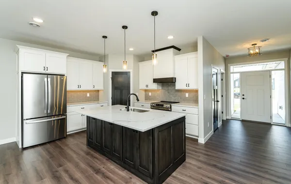 $389,900 | 158 Sandstone Drive Northwest, Eyota, MN 55934