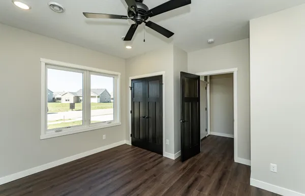 $389,900 | 158 Sandstone Drive Northwest, Eyota, MN 55934