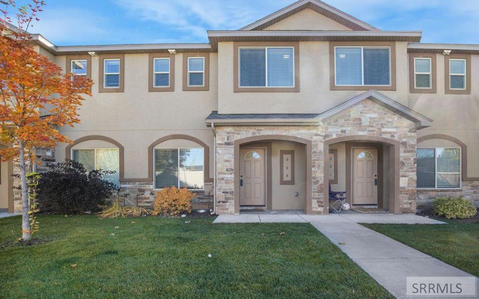 565 Pioneer Road, Unit 222 Rexburg, ID 83440 - Photo 1 of 1 Main View