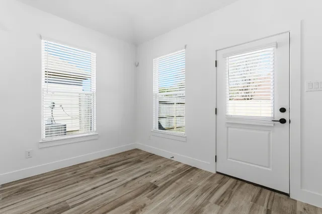 $2,775 | 5227 Sunshine Point, Willis, TX 77318