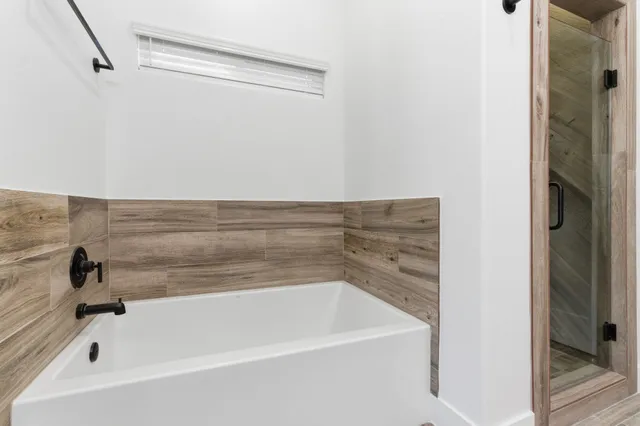 $2,775 | 5227 Sunshine Point, Willis, TX 77318