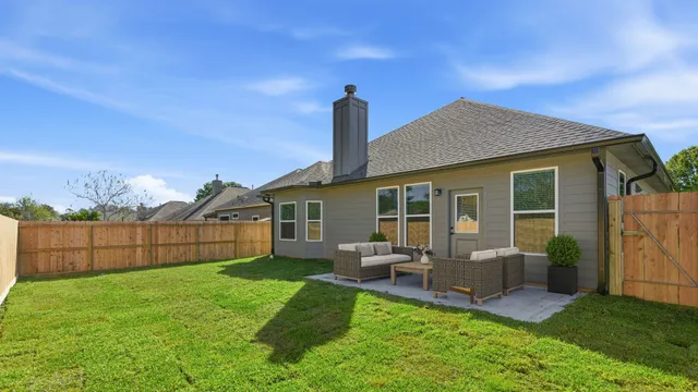 $2,775 | 5227 Sunshine Point, Willis, TX 77318