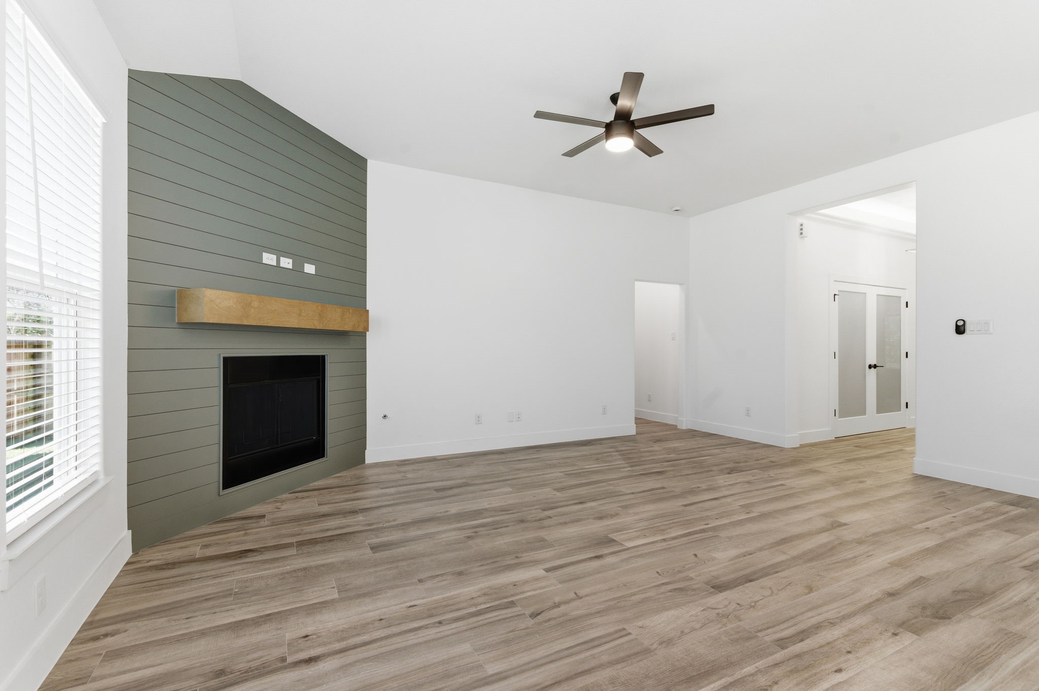 5227 Sunshine Point Willis, TX 77318 - Photo 7 of 33 HERE YOU SEE THE DOUBLE GLASS DOORS TO THE PRIVATE STUDY.