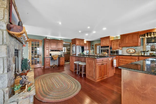 $999,999 | 200 Twelve Oaks Trail, Murphy, NC 28906