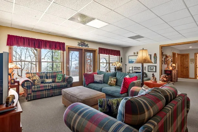 $999,999 | 200 Twelve Oaks Trail, Murphy, NC 28906