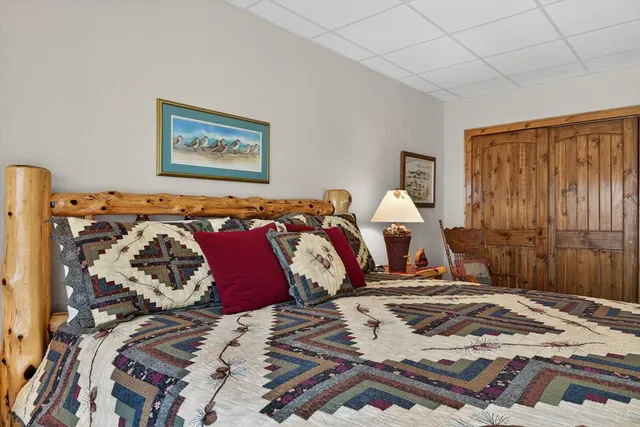 $999,999 | 200 Twelve Oaks Trail, Murphy, NC 28906