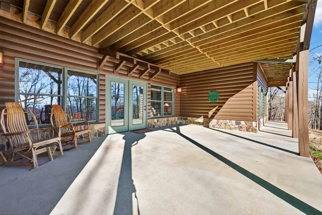 $999,999 | 200 Twelve Oaks Trail, Murphy, NC 28906