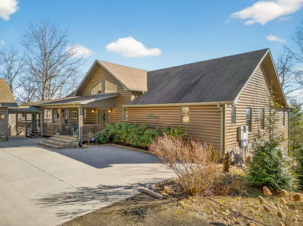 $999,999 | 200 Twelve Oaks Trail, Murphy, NC 28906