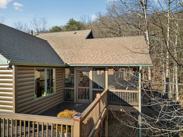 $999,999 | 200 Twelve Oaks Trail, Murphy, NC 28906