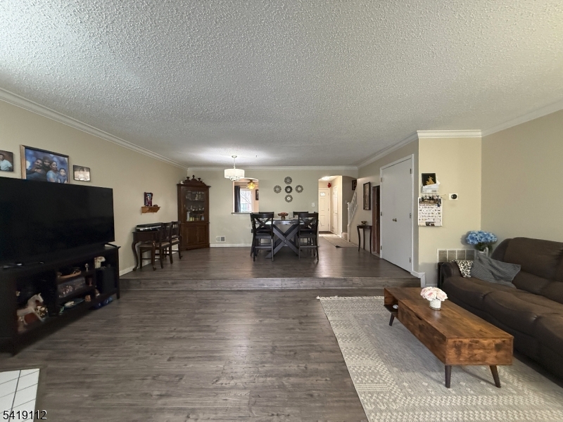 227 English Place Bernards, NJ 07920 - Photo 11 of 36