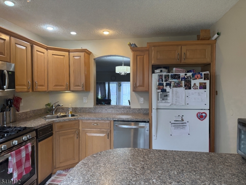 227 English Place Bernards, NJ 07920 - Photo 17 of 36