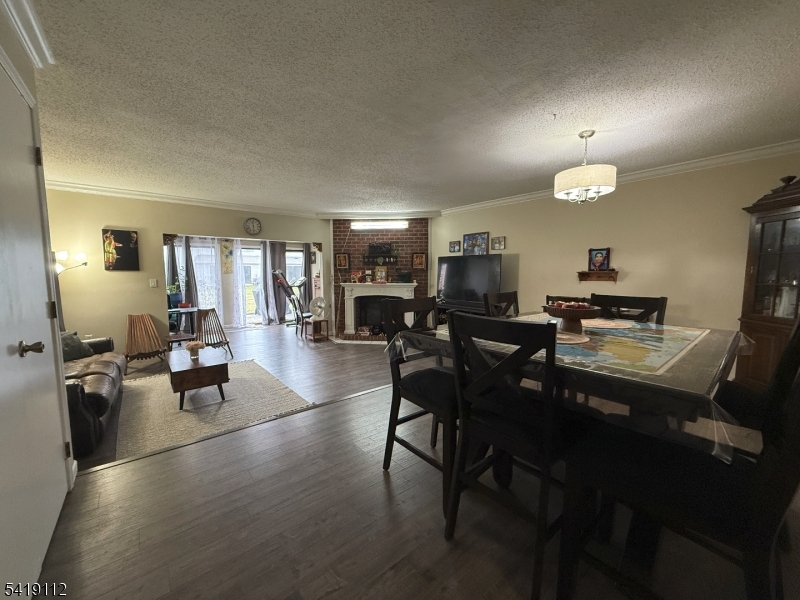 227 English Place Bernards, NJ 07920 - Photo 5 of 36