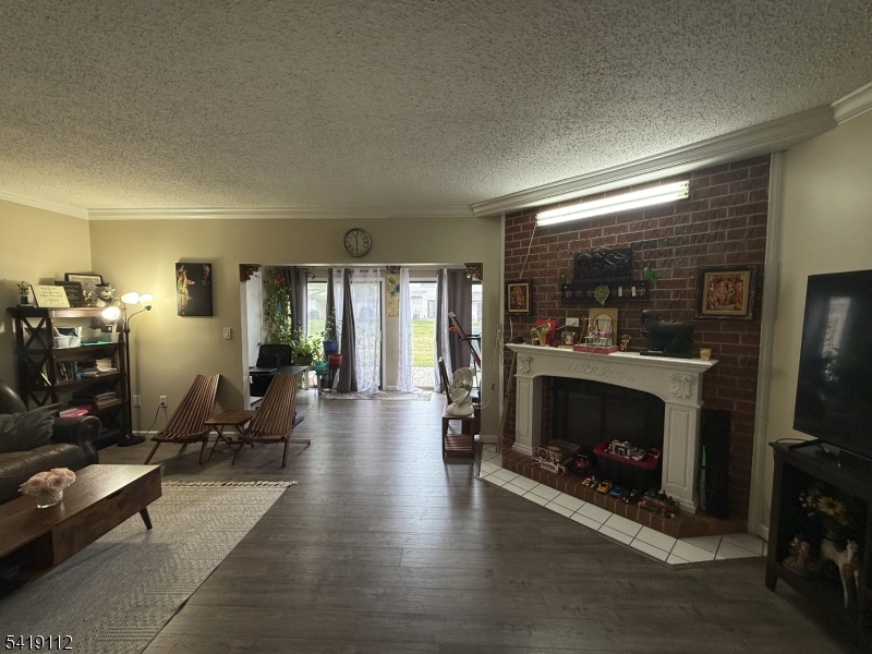 227 English Place Bernards, NJ 07920 - Photo 9 of 36