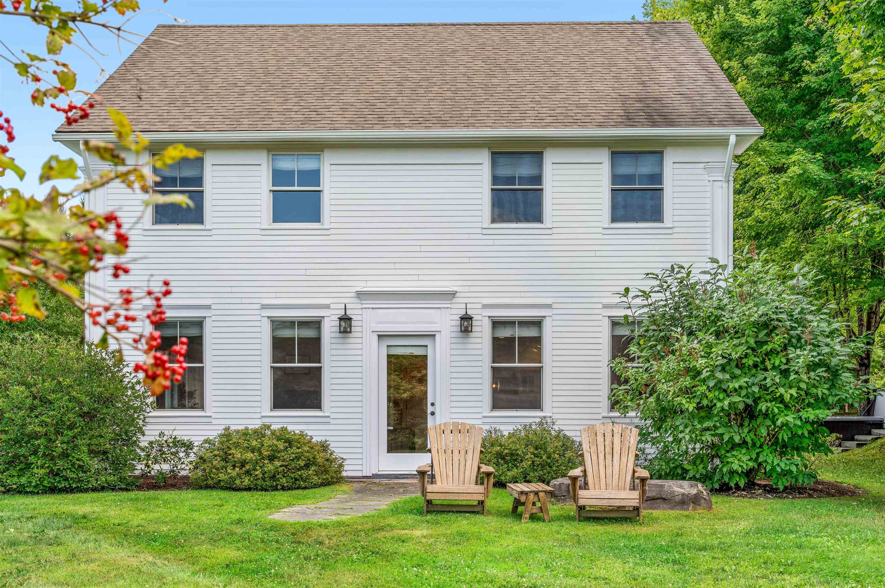 85 Smith Falls Lane Stowe, VT 05672 - Photo 2 of 40