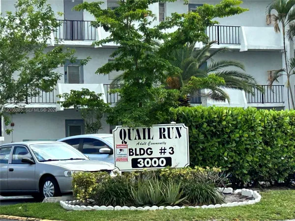 $1,600 | 3000 Sunrise Lakes Drive East, Unit 302, Sunrise, FL 33322