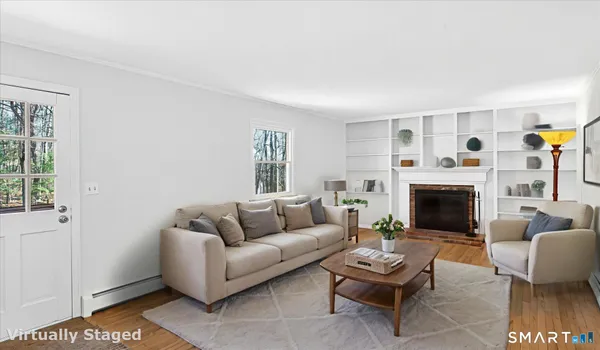 $550,000 | 28 Park Road, Simsbury, CT 06070