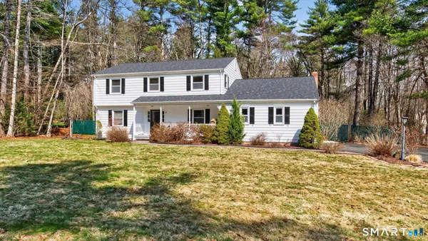 $550,000 | 28 Park Road, Simsbury, CT 06070