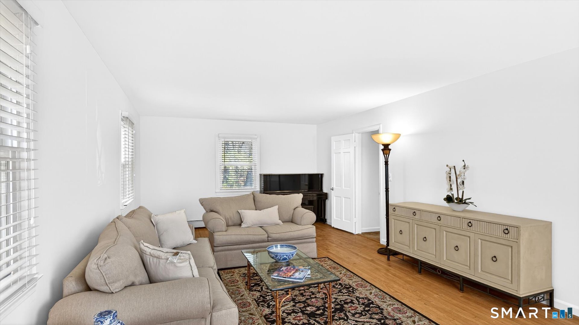 28 Park Road Simsbury, CT 06070 - Photo 22 of 40