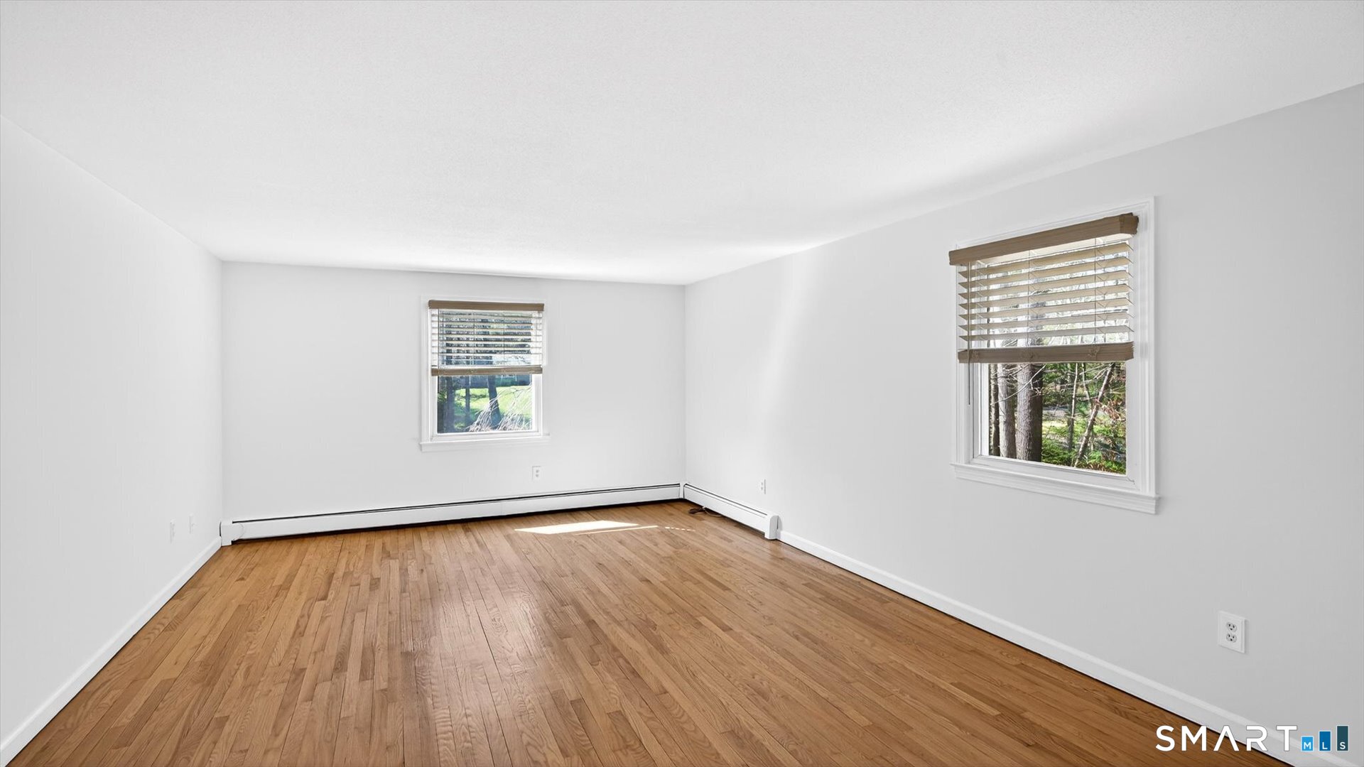 28 Park Road Simsbury, CT 06070 - Photo 27 of 40