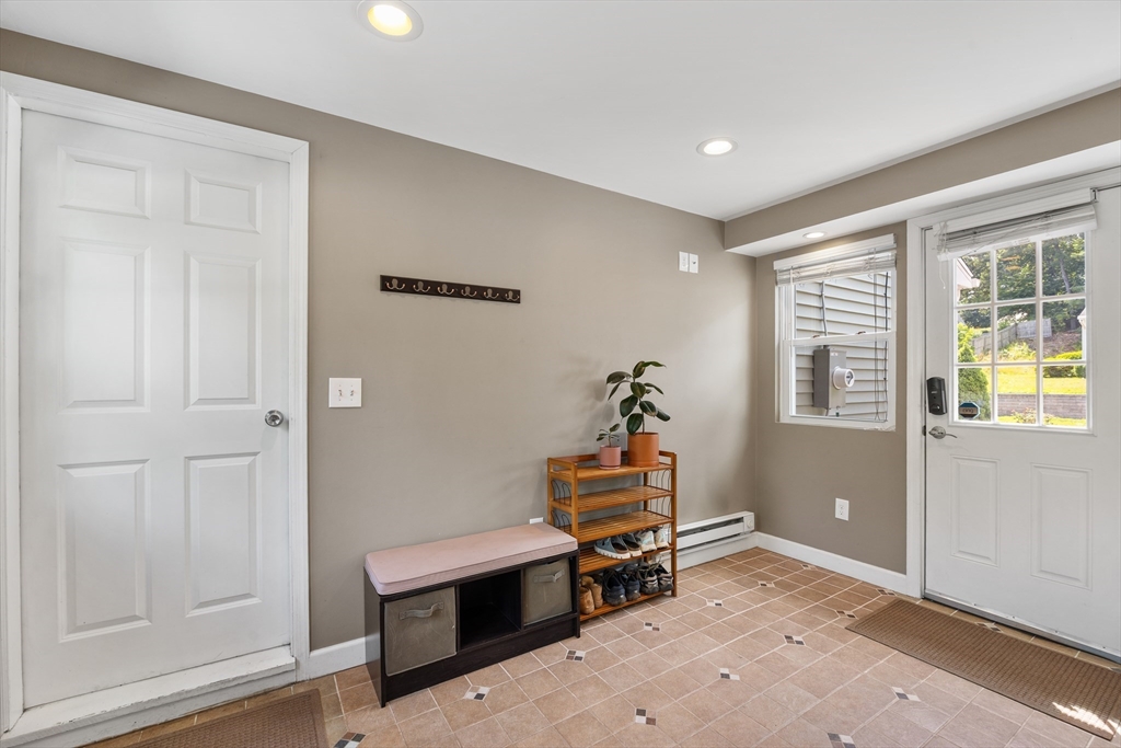 497 Dwight Road Springfield, MA 01108 - Photo 18 of 36