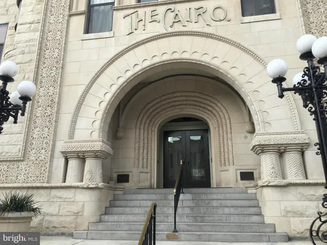 $2,400 | 1615 Q Street Northwest, Unit 913, Washington, DC 20009