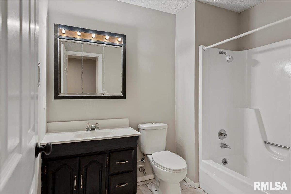 27 Twilight Lane Springfield, IL 62712 - Photo 15 of 35