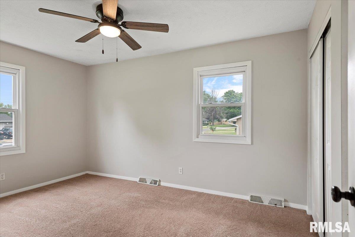 27 Twilight Lane Springfield, IL 62712 - Photo 21 of 35