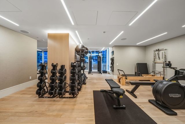 $3,300,000 | 150 Seaport Boulevard, Unit 17C, Boston, MA 02210