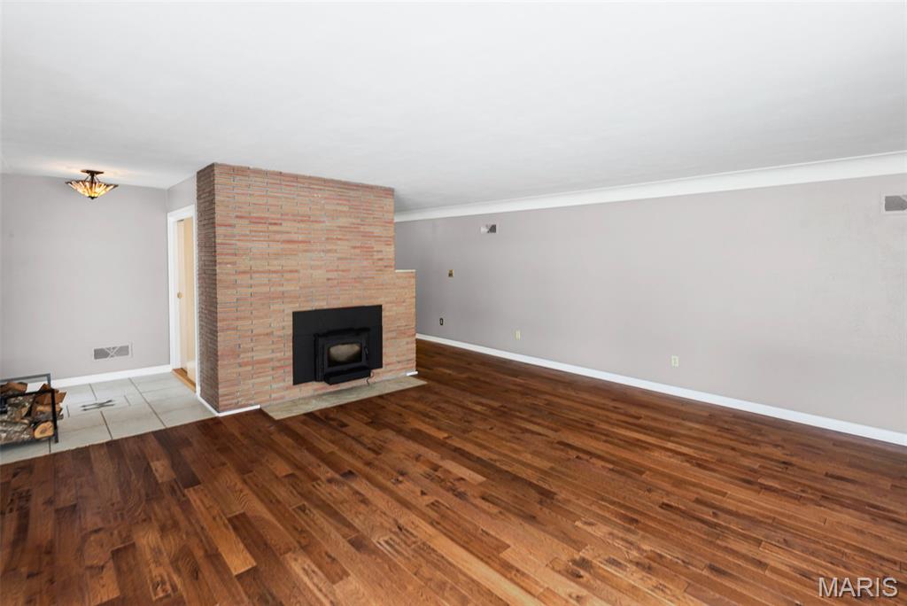 3853 Claremont Street Alton, IL 62002 - Photo 8 of 57