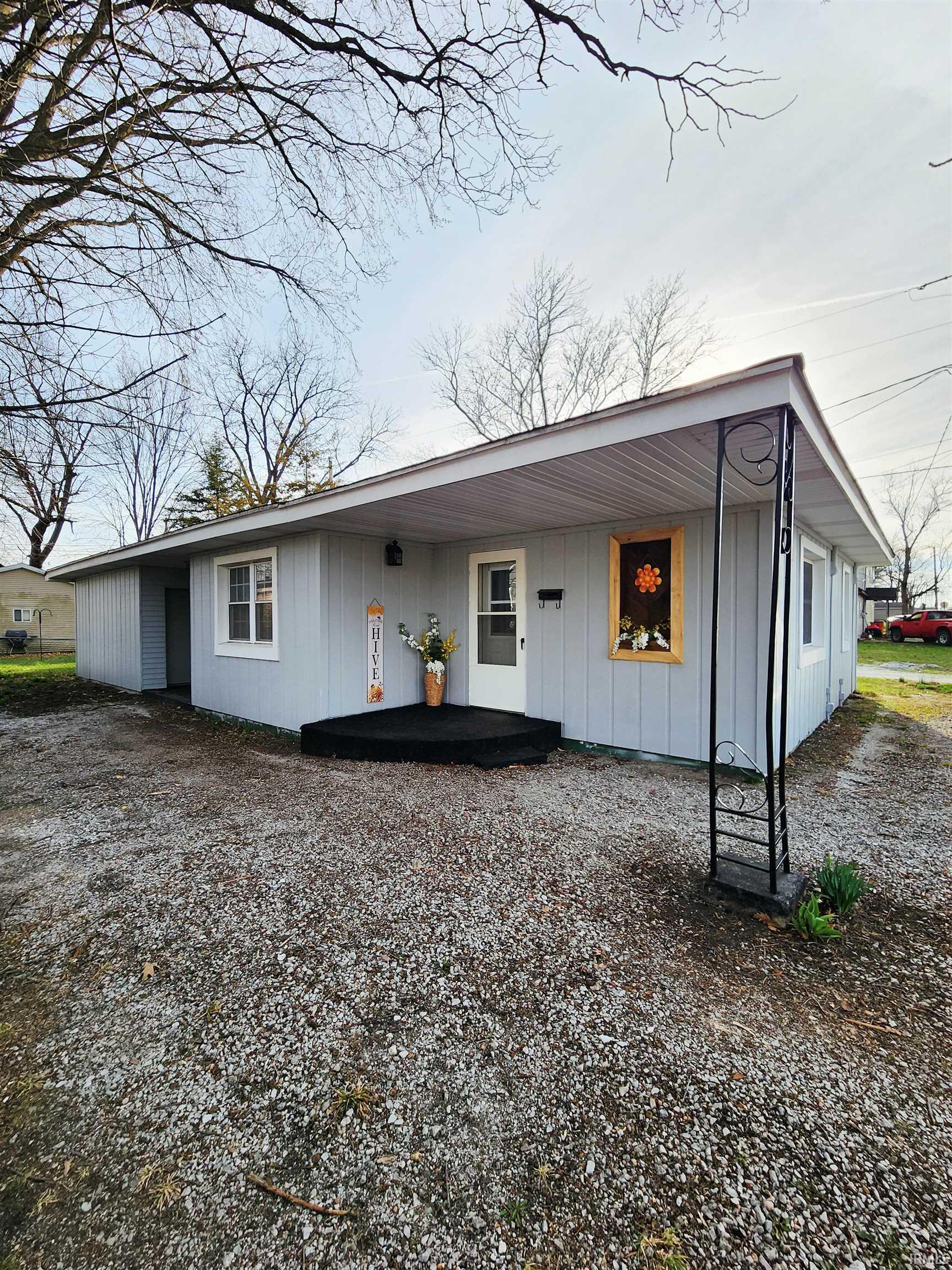 105 West 15th Street Winamac, IN 46996 - Photo 1 of 15