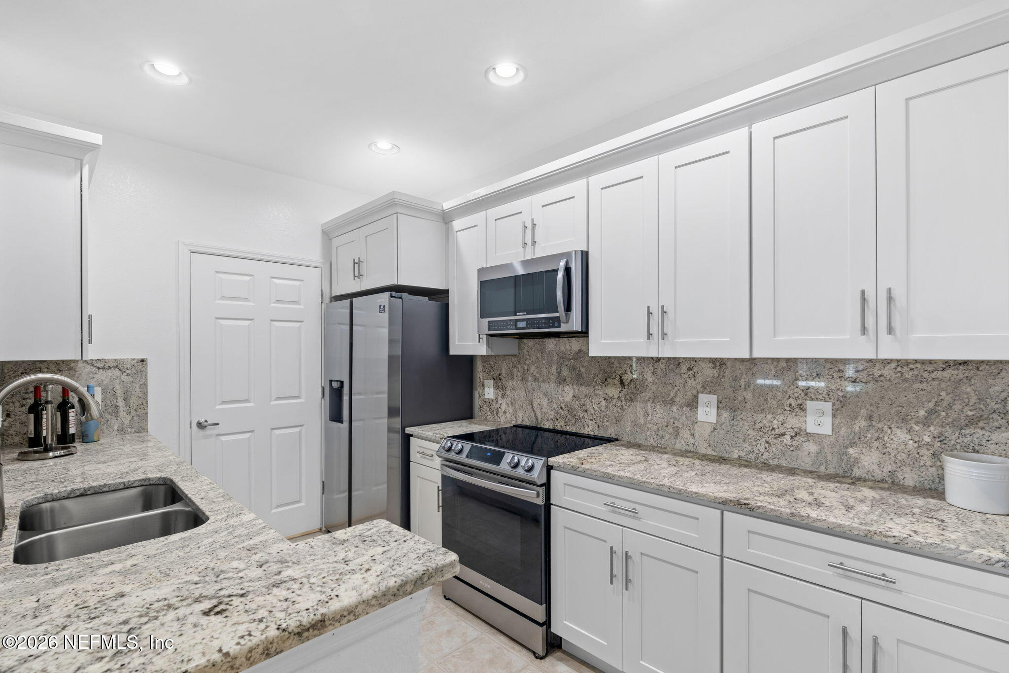 10901 Burnt Mill Road, Unit 104 Jacksonville, FL 32256 - Photo 10 of 29 ISO_10901 Burnt Mill_JAX_019
