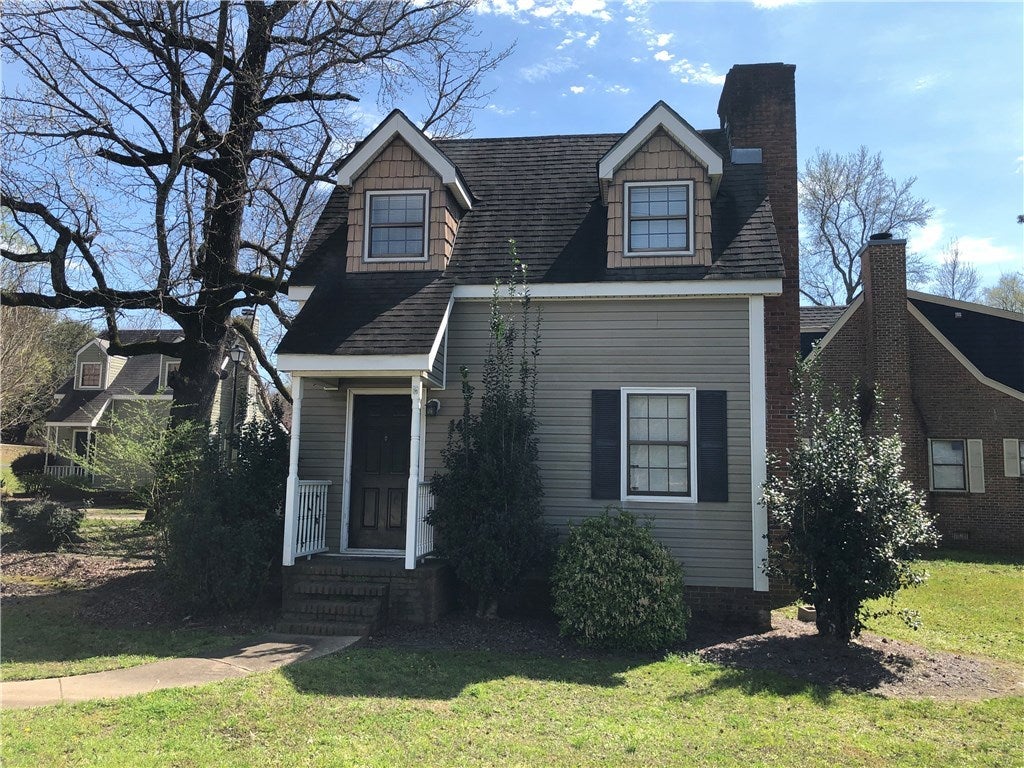 1825 Wire Road, Unit 14 Auburn, AL 36832 - Photo 1 of 9 Gallery Image 1