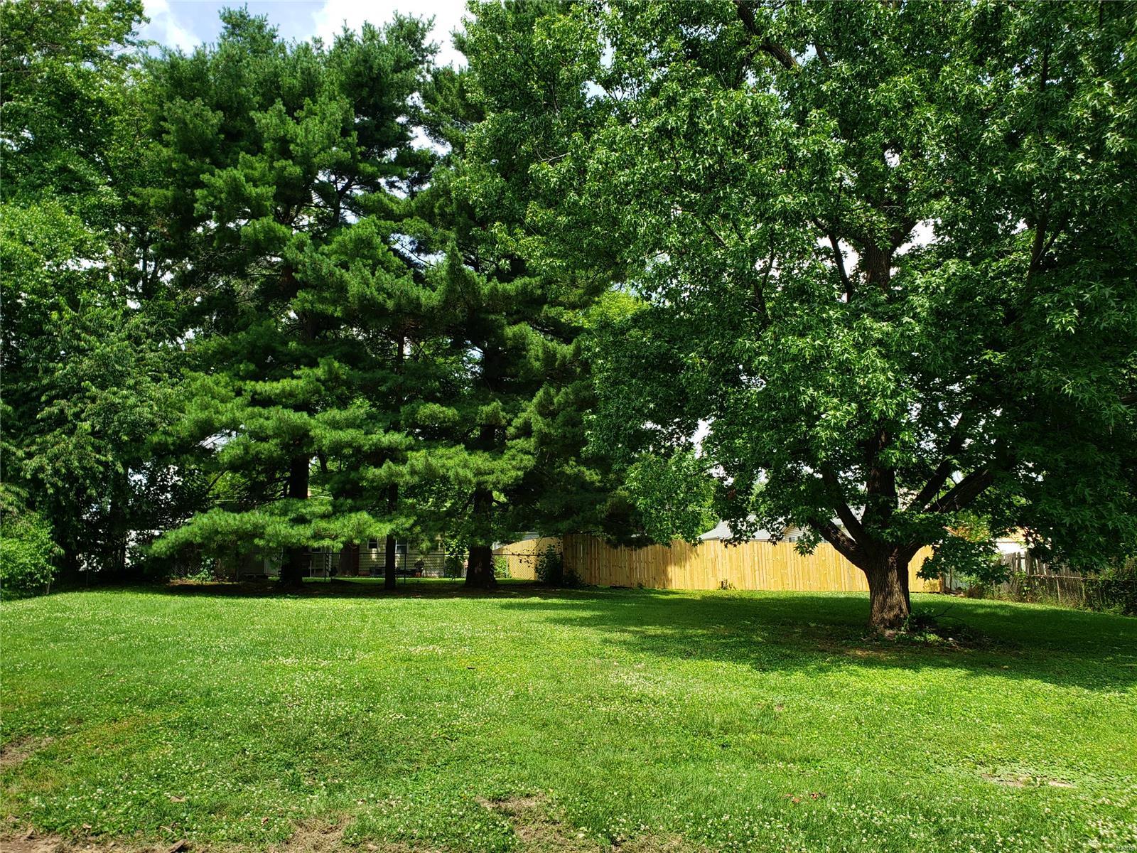 3775 Fee Fee Road Bridgeton, MO 63044 - Photo 3 of 21 Gallery Image 3