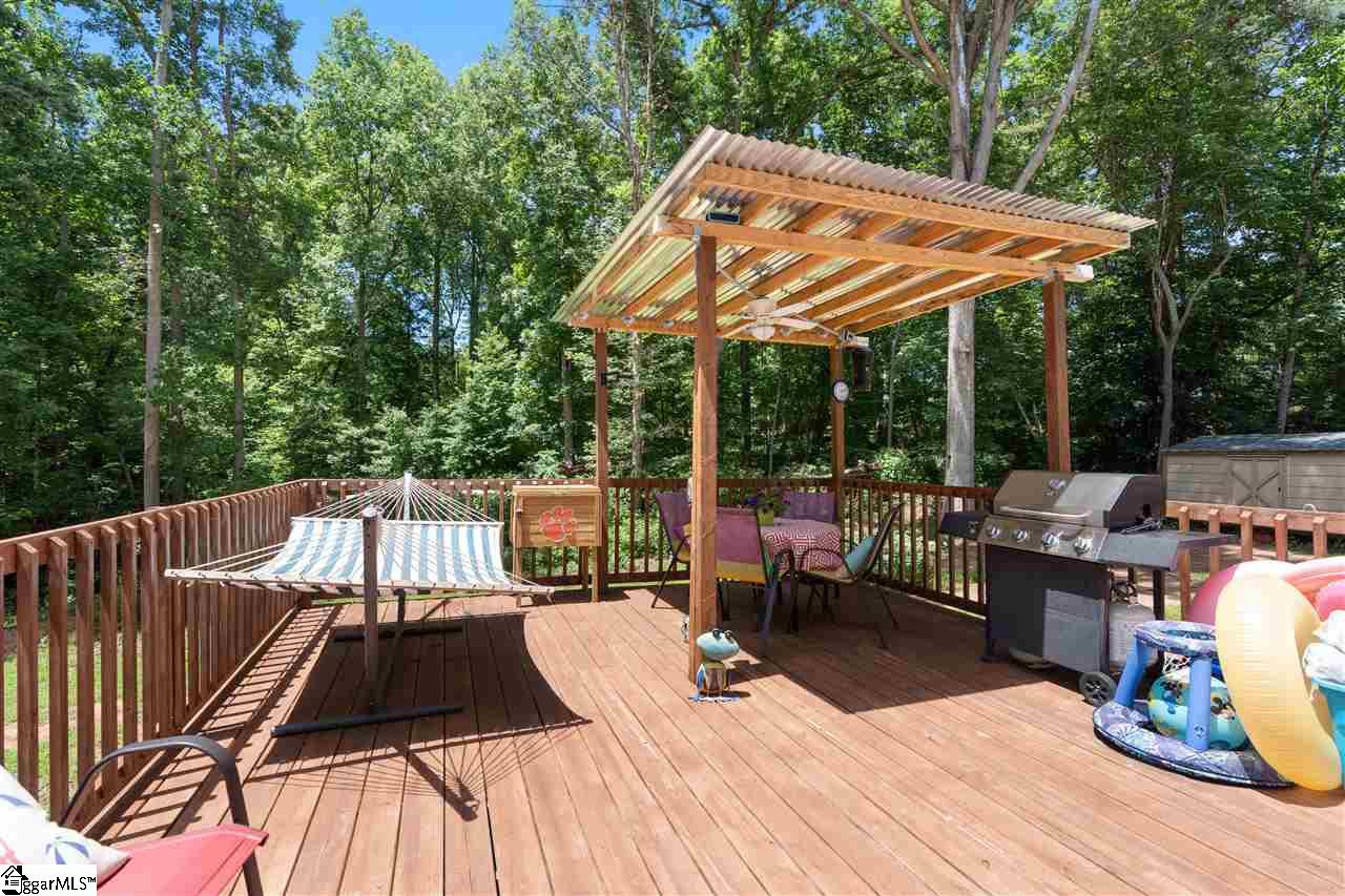 275 John High Road Campobello, SC 29322 - Photo 23 of 36