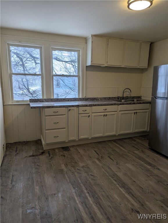 67 Barton Street Buffalo, NY 14213 - Photo 2 of 13