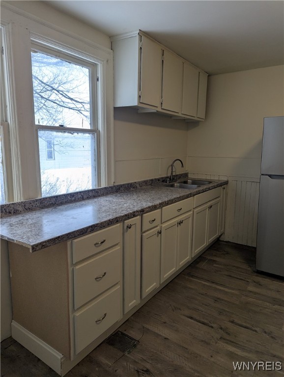 67 Barton Street Buffalo, NY 14213 - Photo 3 of 13