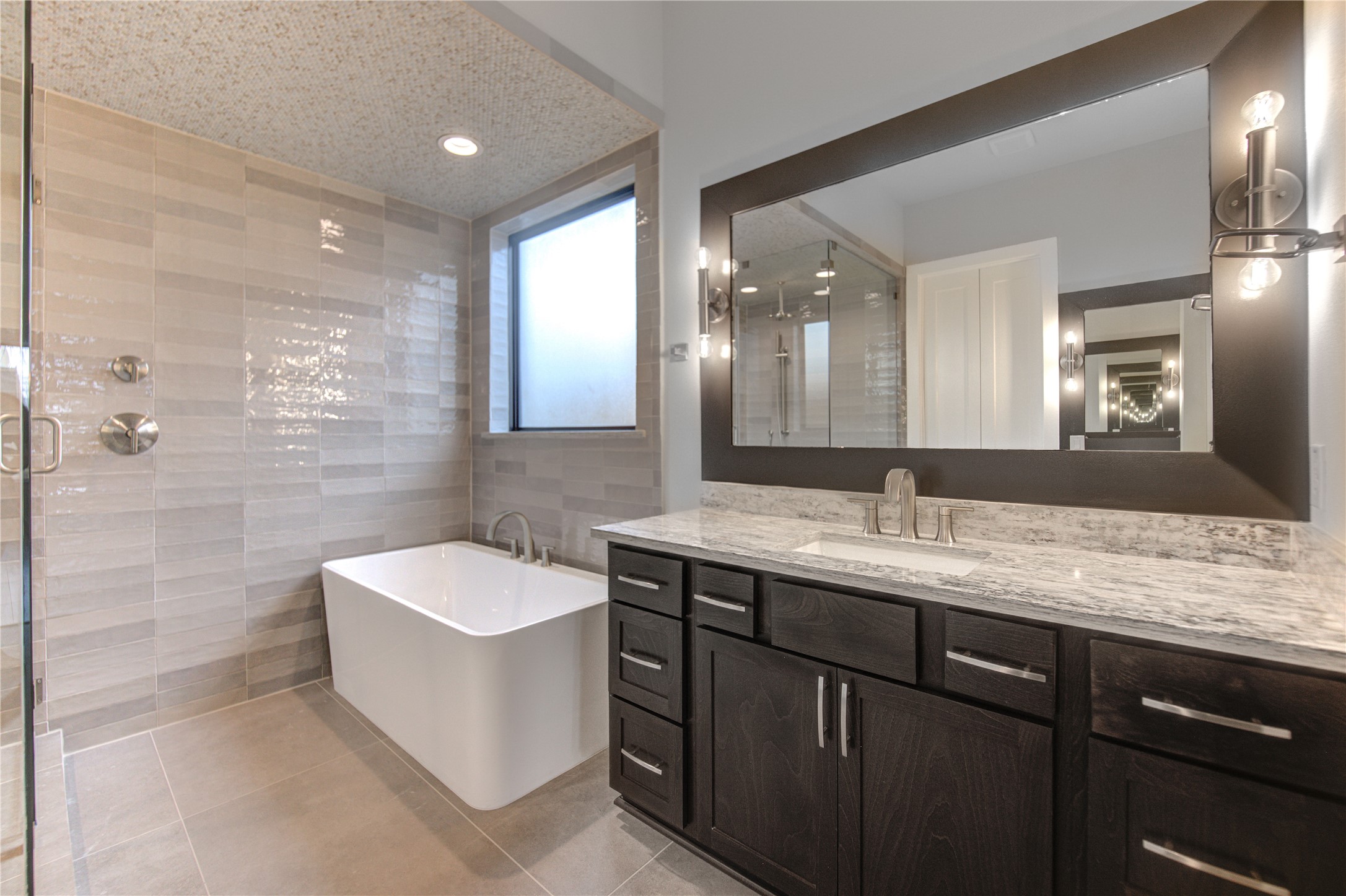 1504 Story Street Houston, TX 77055 - Photo 22 of 45